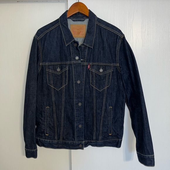 Levi's Men's Dark Blue Denim Jacket - Picture 1 of 3